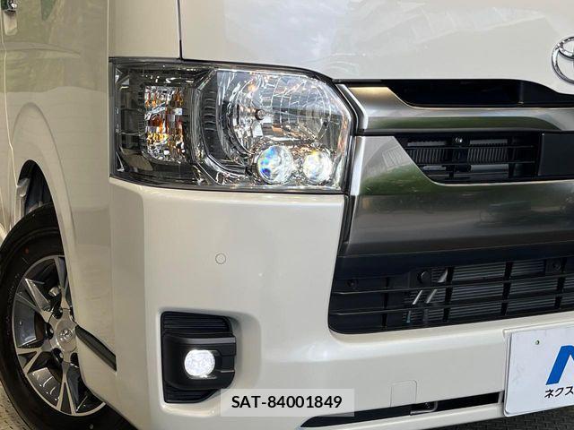Toyota HIACE VAN 2025-10 8132711-11