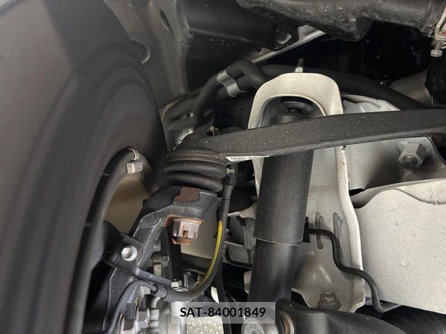 Toyota HIACE VAN 2025-10 8132711-19