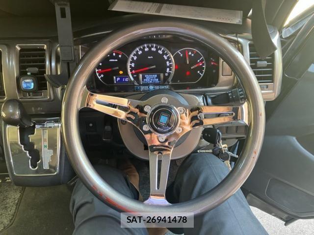 Toyota HIACE VAN 2015-01 8132742-16