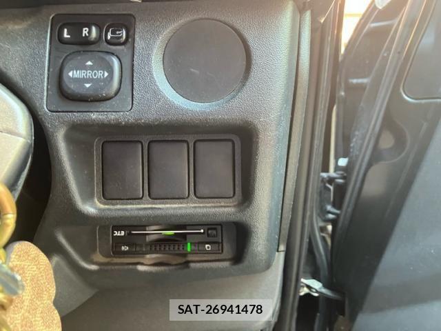Toyota HIACE VAN 2015-01 8132742-18