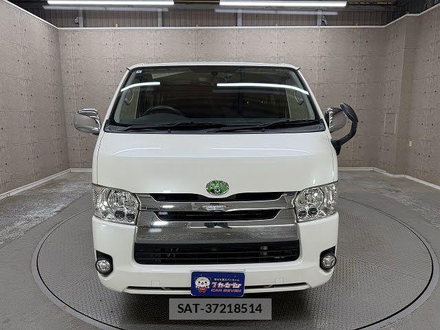 Toyota HIACE VAN 2014-10 8132732-3