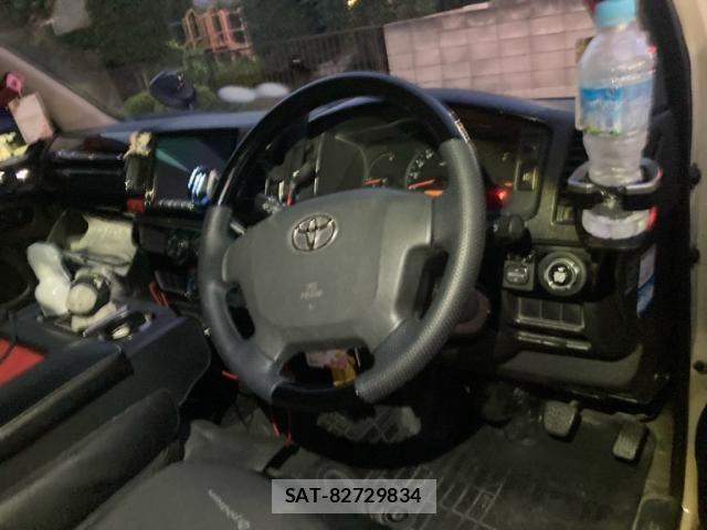 Toyota HIACE VAN 2015-03 8132741-9