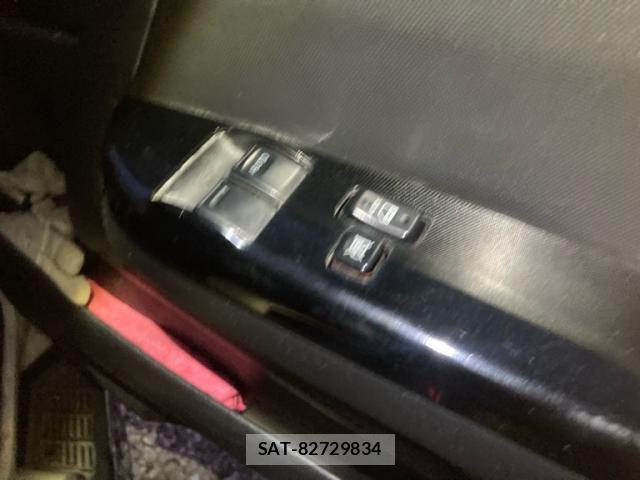 Toyota HIACE VAN 2015-03 8132741-13