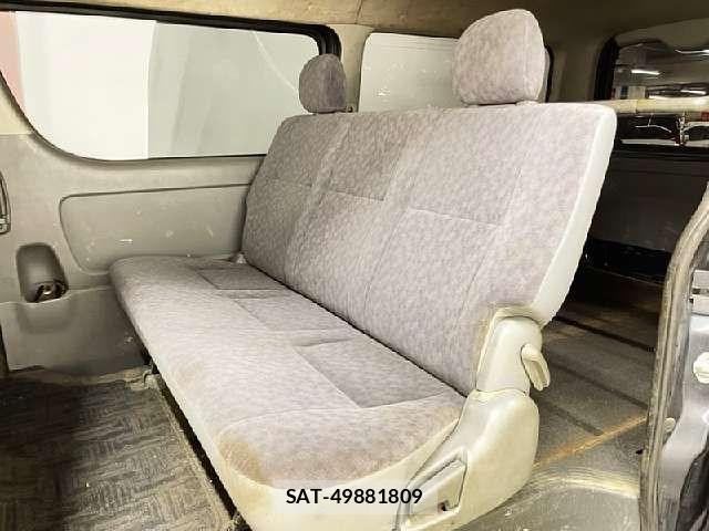 Toyota HIACE VAN 2006-11 8146887-3