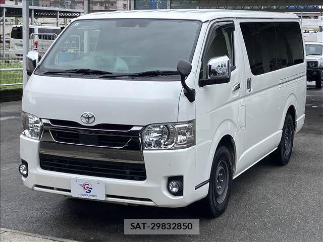 Toyota HIACE VAN 2021-04 8146878-13