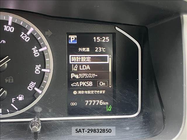 Toyota HIACE VAN 2021-04 8146878-7