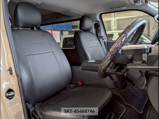 Toyota HIACE VAN 2024-06 8146874-10