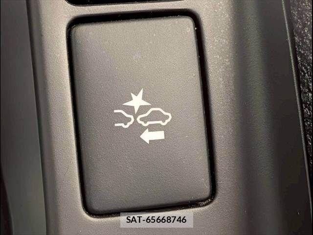 Toyota HIACE VAN 2024-06 8146874-6