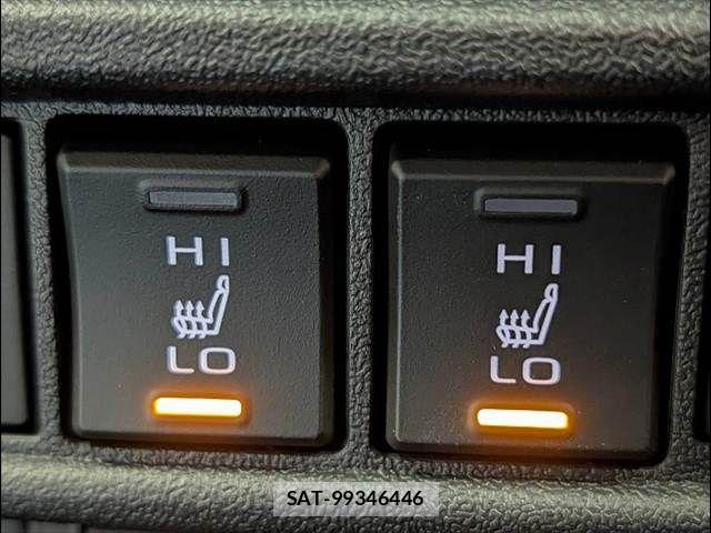 Toyota HIACE VAN 2026-05 8146872-6