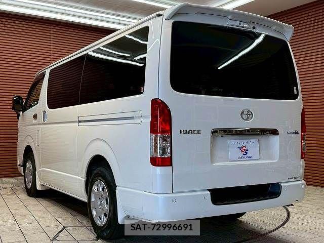 Toyota HIACE VAN 2022-08 8146881-16