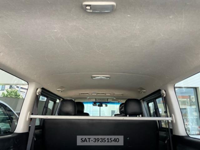 Toyota HIACE VAN 2015-11 8146888-21