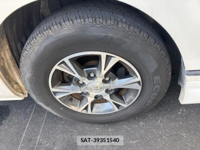 Toyota HIACE VAN 2015-11 8146888-4