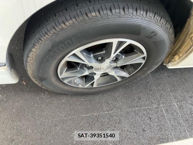 Toyota HIACE VAN 2015-11 8146888-7