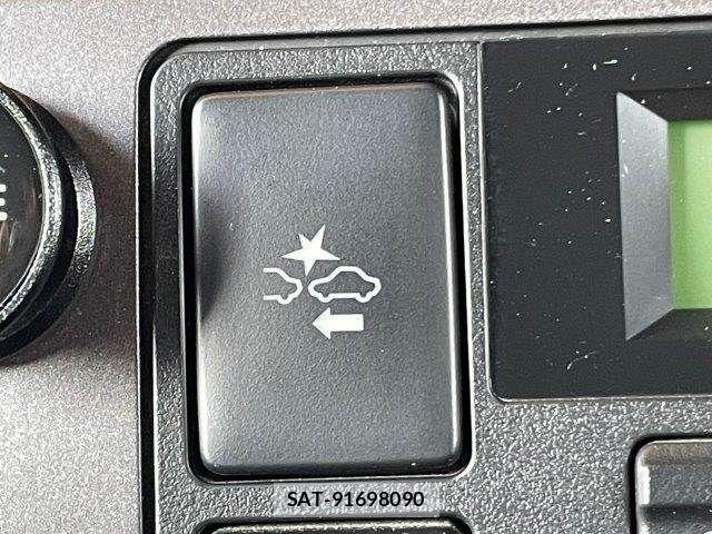 Toyota HIACE VAN 2020-12 8146882-9