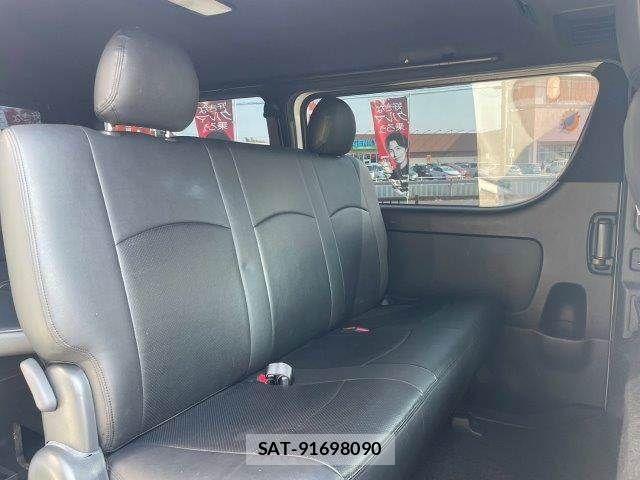 Toyota HIACE VAN 2020-12 8146882-14