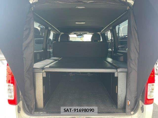 Toyota HIACE VAN 2020-12 8146882-15