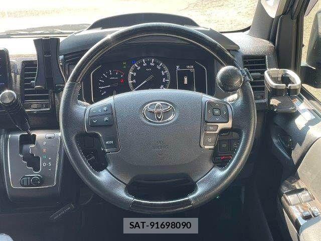 Toyota HIACE VAN 2020-12 8146882-16