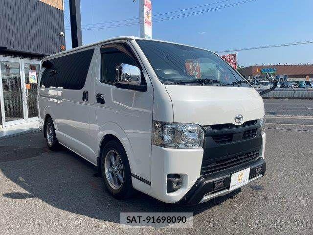 Toyota HIACE VAN 2020-12 8146882-21