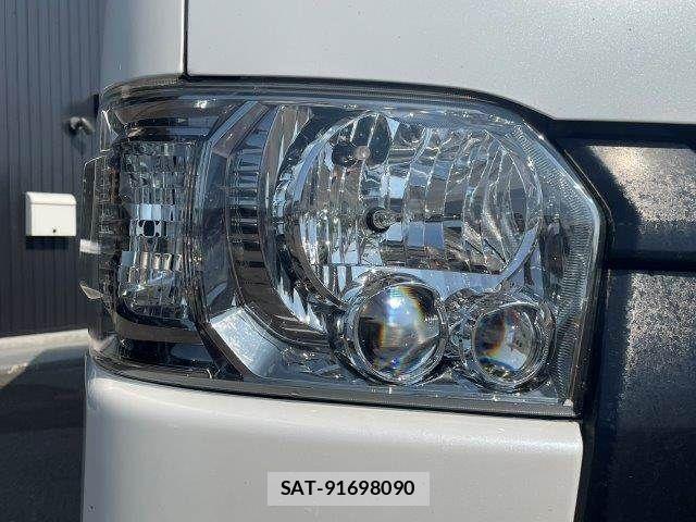 Toyota HIACE VAN 2020-12 8146882-28