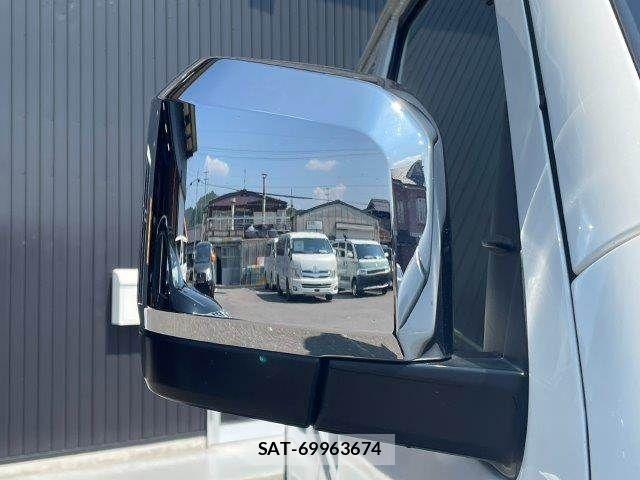 Toyota HIACE VAN 2022-12 8146877-29