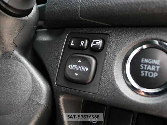 Toyota HIACE VAN 2023-01 8146873-6