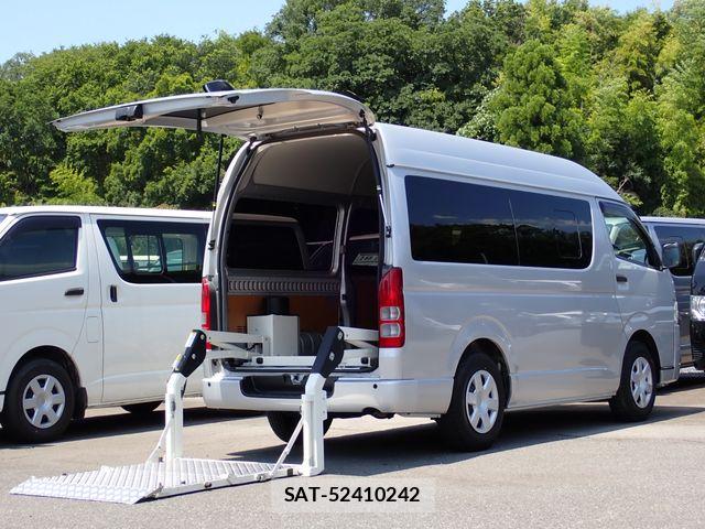 Toyota HIACE VAN 2019-12 8159415-0