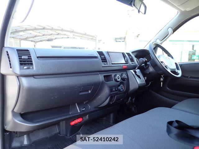 Toyota HIACE VAN 2019-12 8159415-21