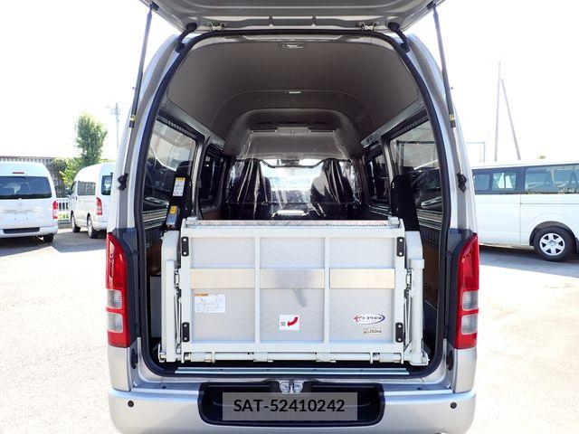 Toyota HIACE VAN 2019-12 8159415-4