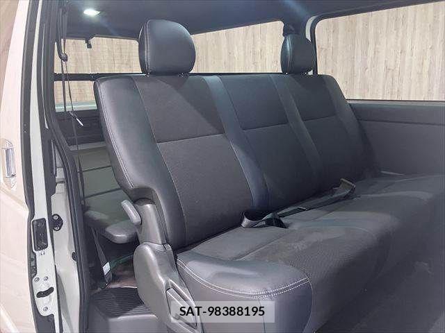 Toyota HIACE VAN 2024-02 8159406-12