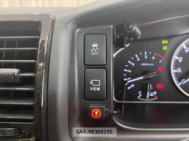 Toyota HIACE VAN 2024-02 8159406-7
