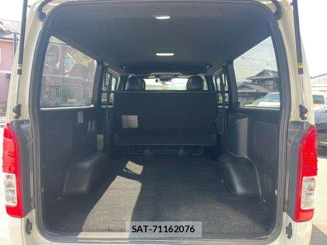 Toyota HIACE VAN 2021-05 8159418-13