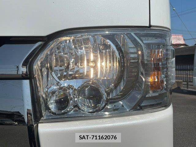 Toyota HIACE VAN 2021-05 8159418-16