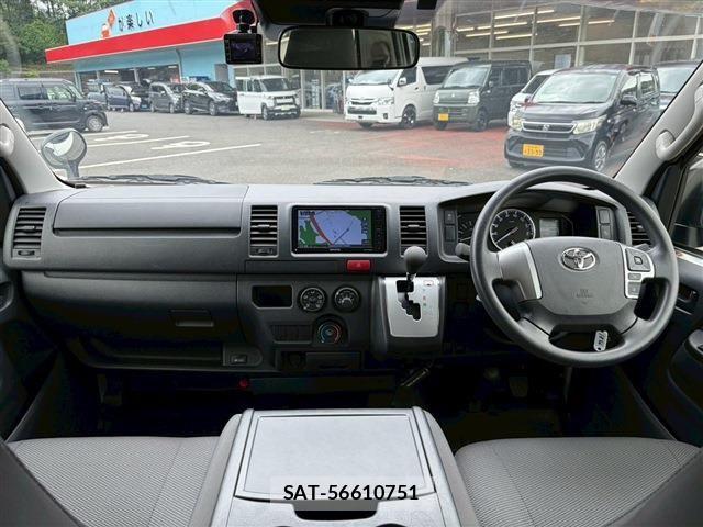 Toyota HIACE VAN 2025-04 8159408-13
