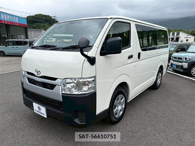 Toyota HIACE VAN 2025-04 8159408-2