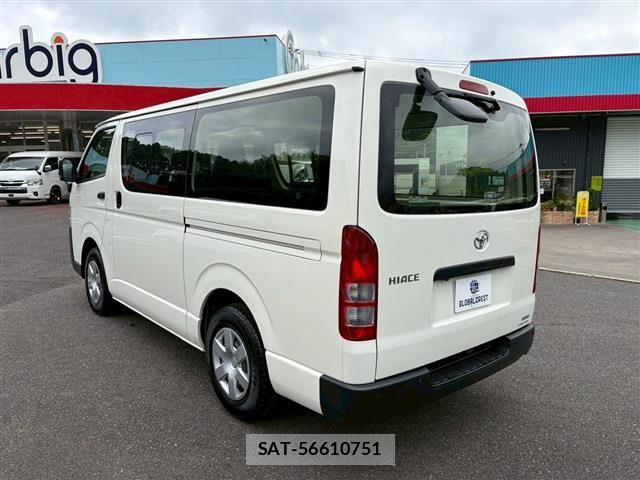 Toyota HIACE VAN 2025-04 8159408-7