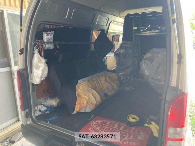 Toyota HIACE VAN 2006-01 8159428-14