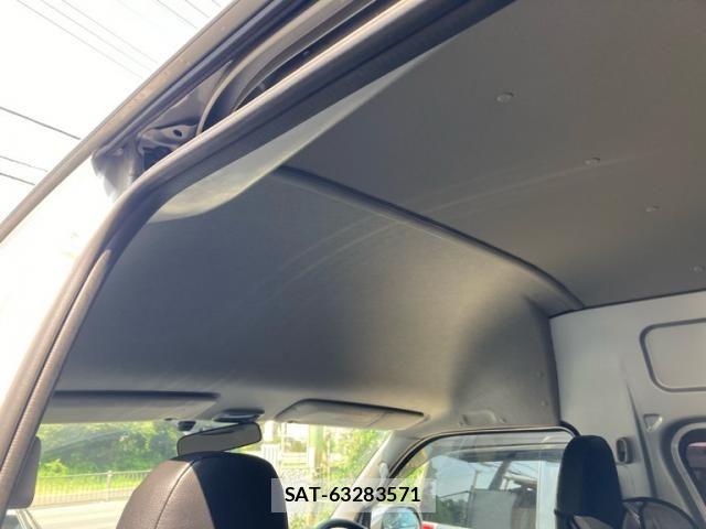 Toyota HIACE VAN 2006-01 8159428-19