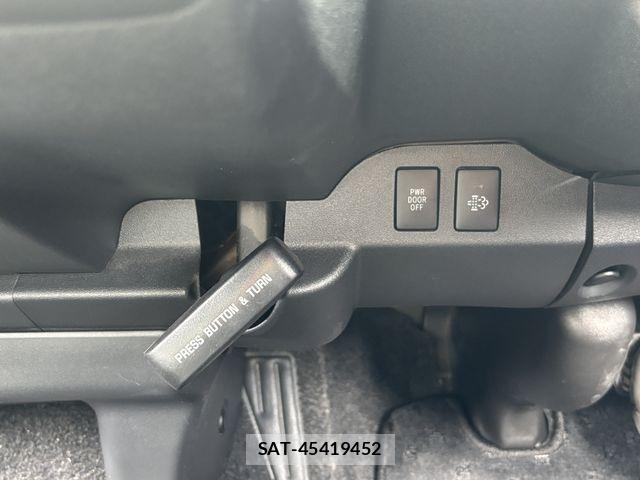 Toyota HIACE VAN 2016-10 8159427-17
