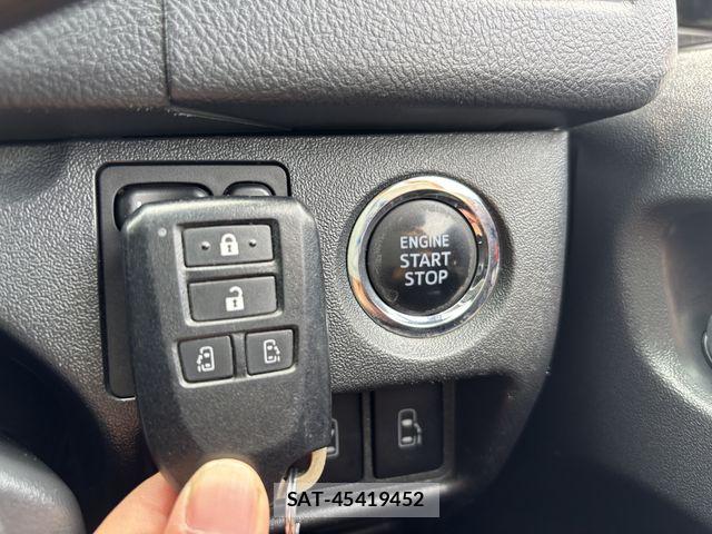 Toyota HIACE VAN 2016-10 8159427-18