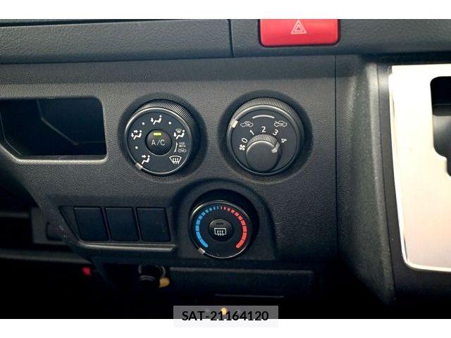 Toyota HIACE VAN 2016-06 8159426-14