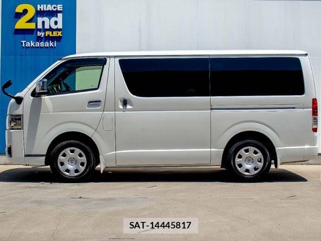 Toyota HIACE VAN 2021-01 8210709-15