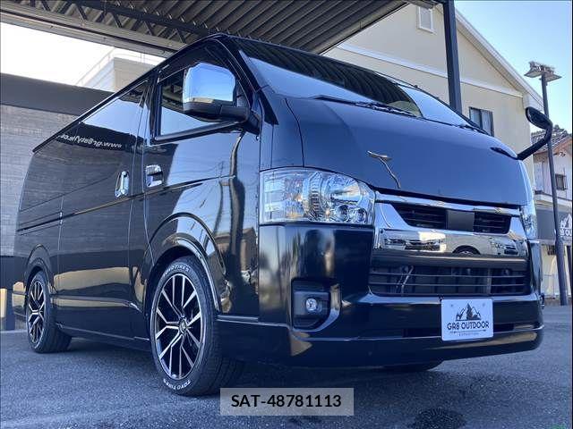 Toyota HIACE VAN 2023-11 8210706-10