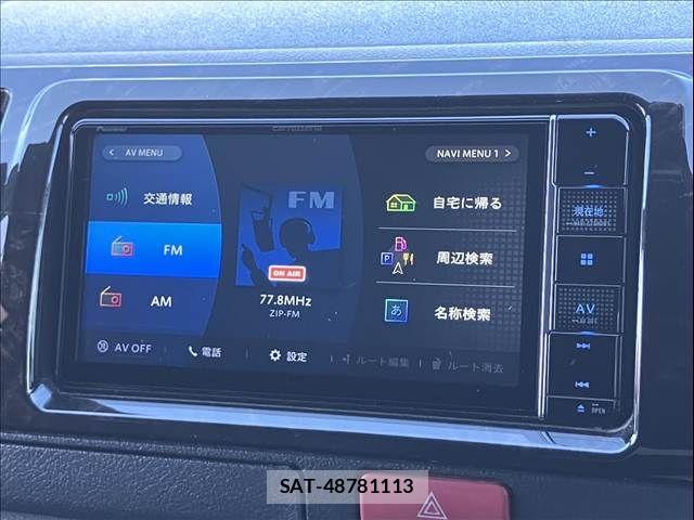 Toyota HIACE VAN 2023-11 8210706-16