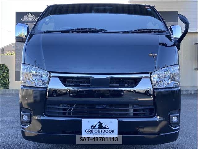 Toyota HIACE VAN 2023-11 8210706-1