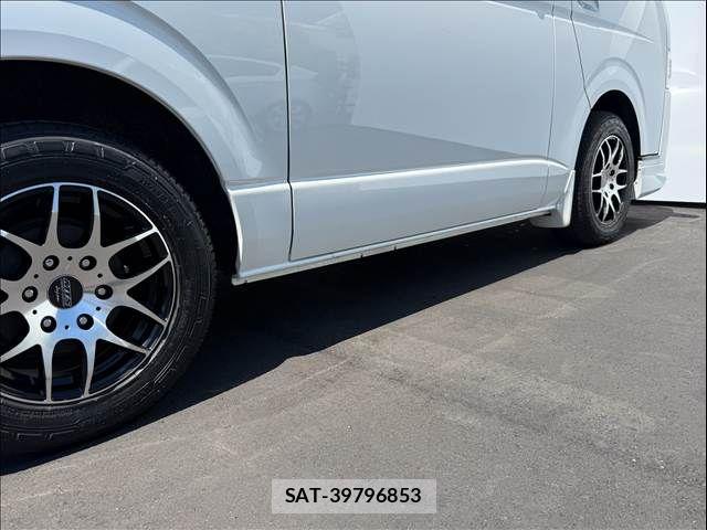 Toyota HIACE VAN 2015-05 8210718-13