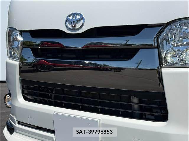 Toyota HIACE VAN 2015-05 8210718-18