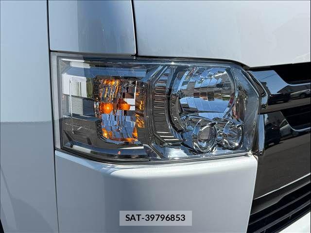 Toyota HIACE VAN 2015-05 8210718-21