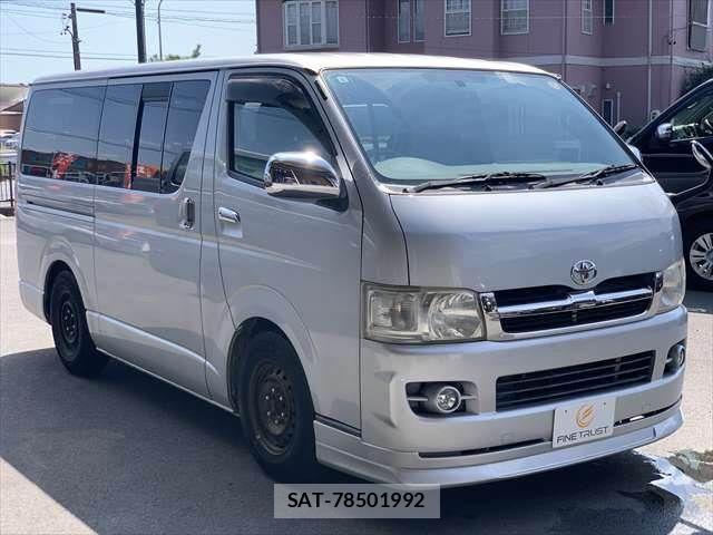 Toyota HIACE VAN 2006-11 8210723-14