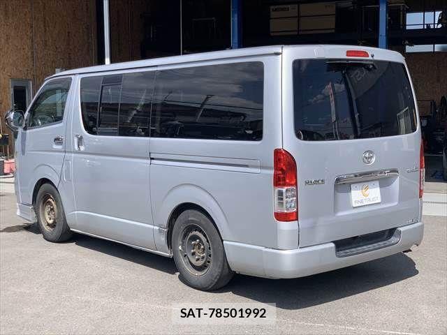 Toyota HIACE VAN 2006-11 8210723-18