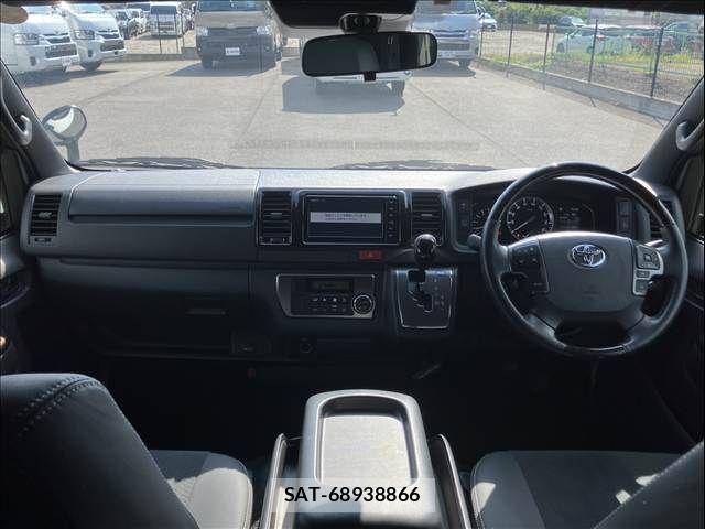 Toyota HIACE VAN 2023-09 8210708-10